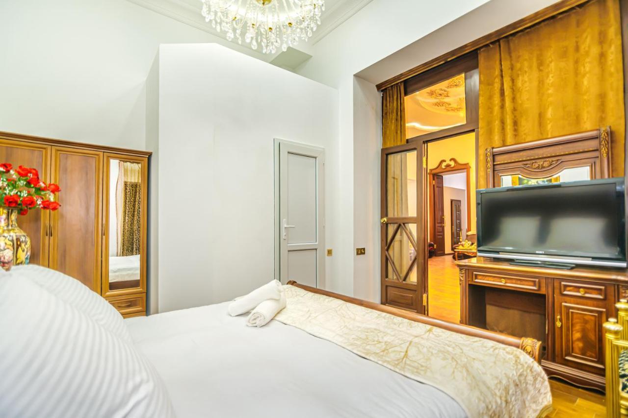 Sera Boutique Hotel บากู ภายนอก รูปภาพ