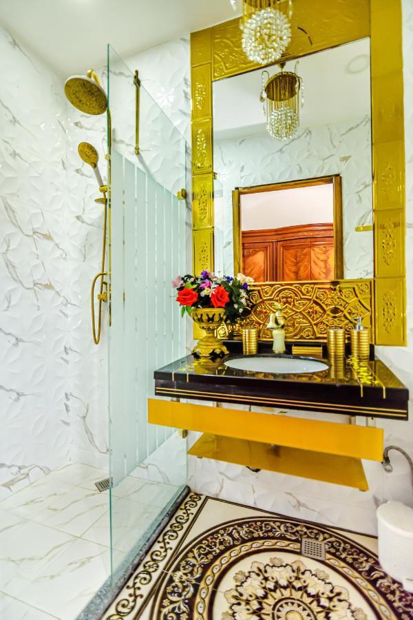Sera Boutique Hotel บากู ภายนอก รูปภาพ