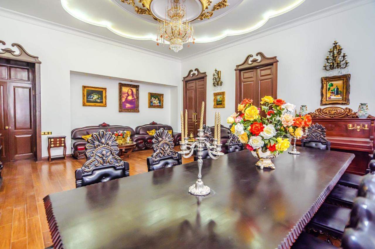 Sera Boutique Hotel บากู ภายนอก รูปภาพ