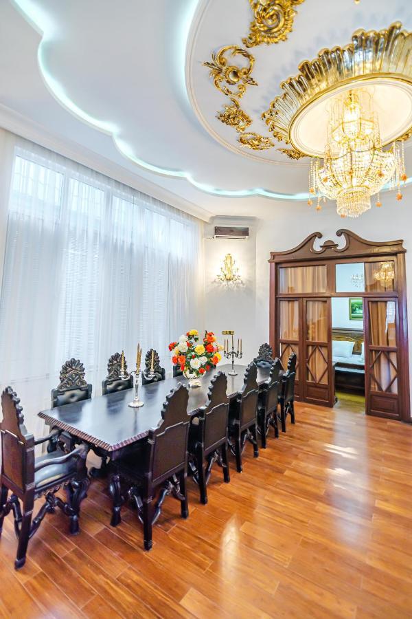 Sera Boutique Hotel บากู ภายนอก รูปภาพ
