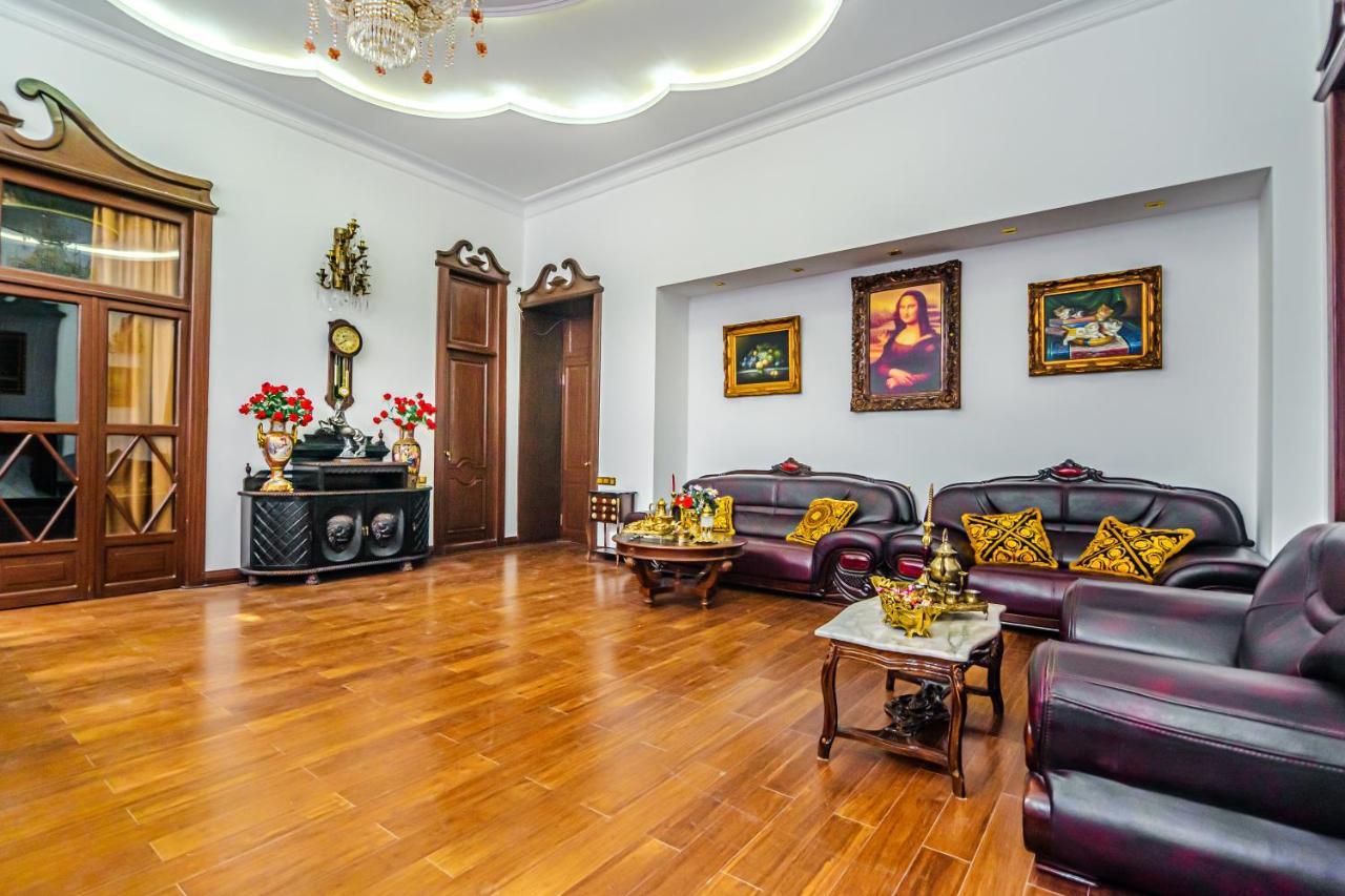 Sera Boutique Hotel บากู ภายนอก รูปภาพ